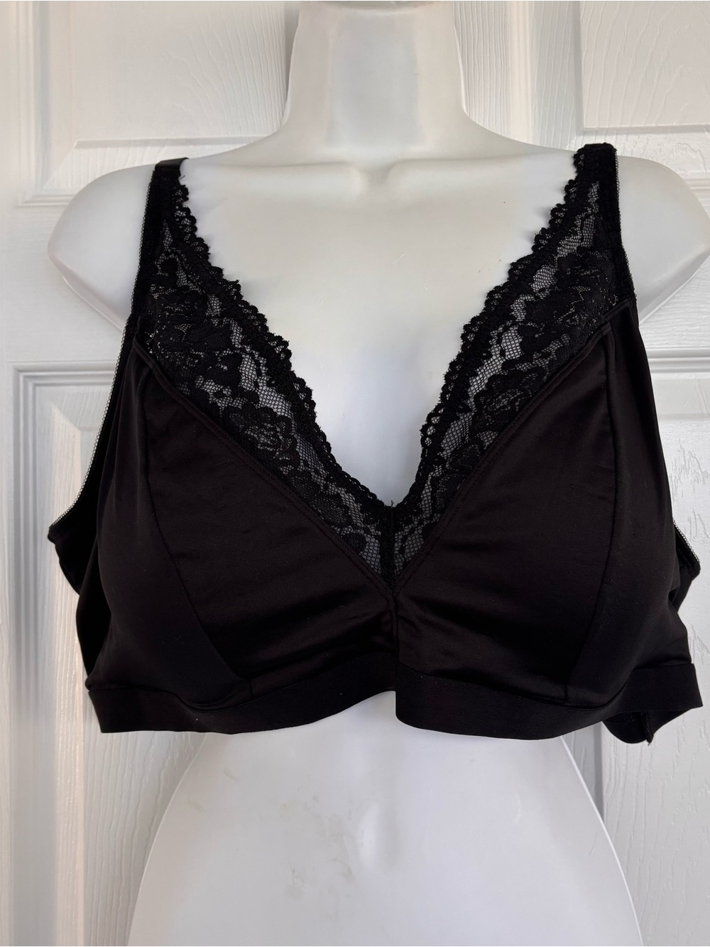 torrid Black Lace V-Neck Bralette